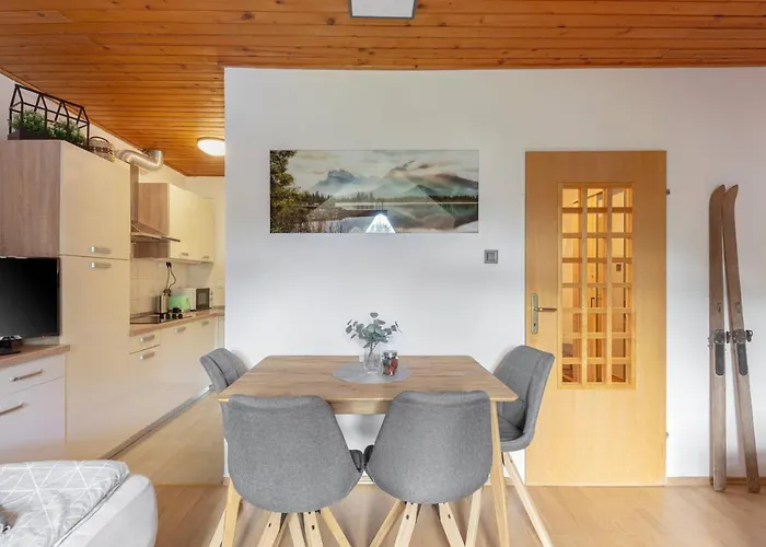 Apartma Alpine Space, - Center Apartment